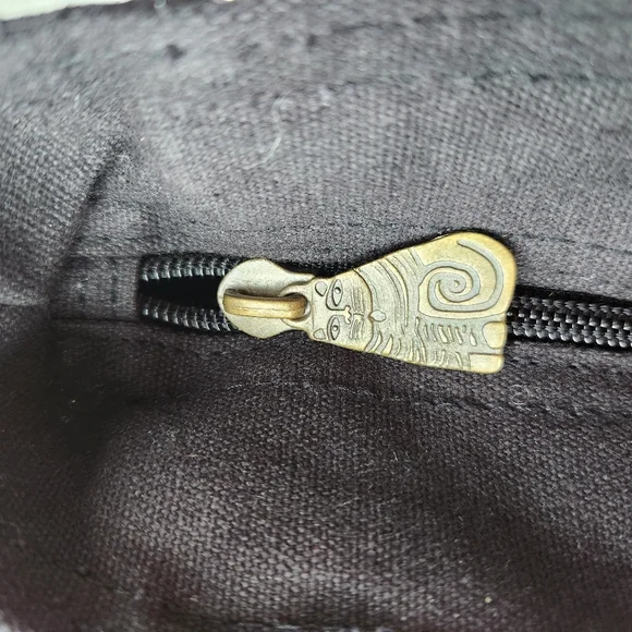 Laurel Burch Canvas Tote - Picture 13 of 14